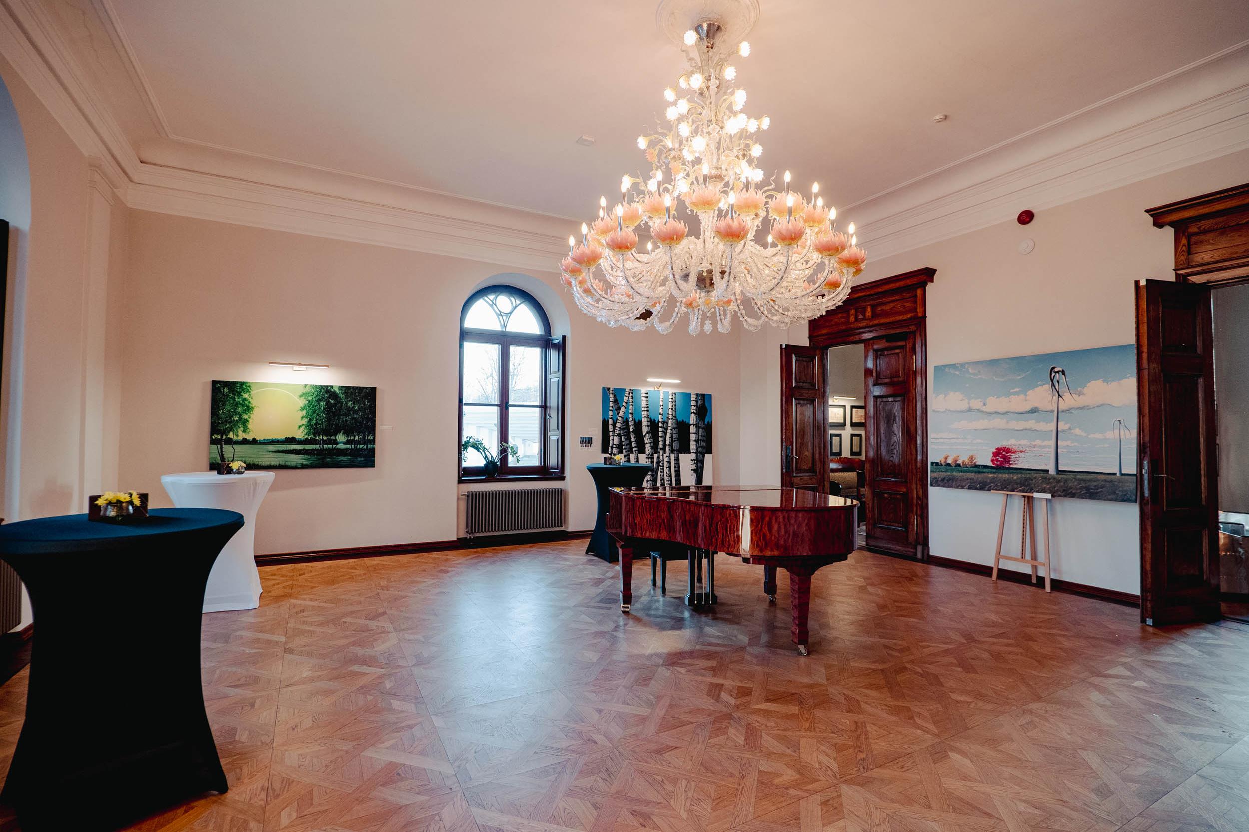 Navitrolla näitus “Selle liblika tiivalöök ei muuda mitte kusagil mitte midagi” 1