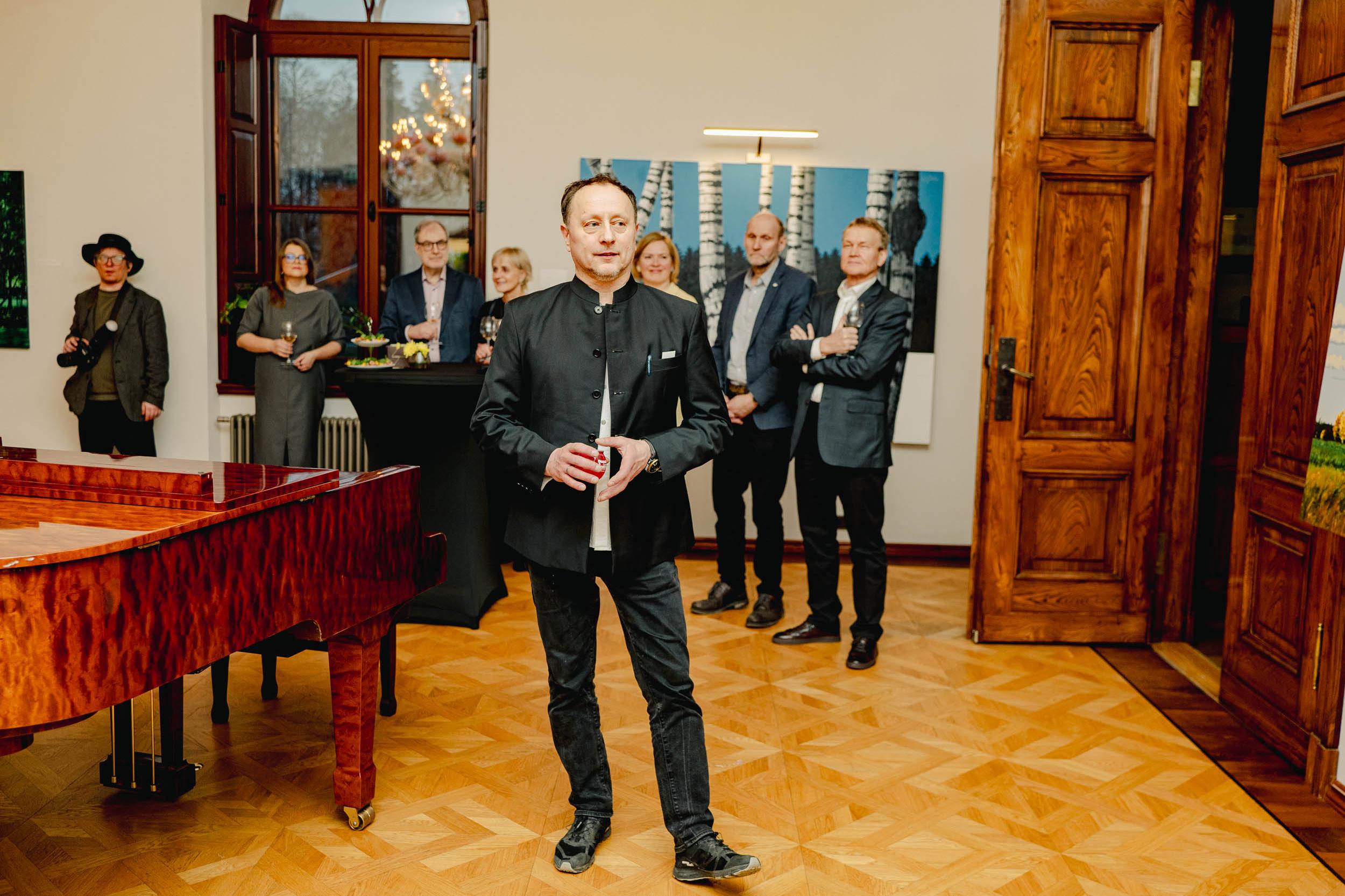 Navitrolla näitus “Selle liblika tiivalöök ei muuda mitte kusagil mitte midagi” 51