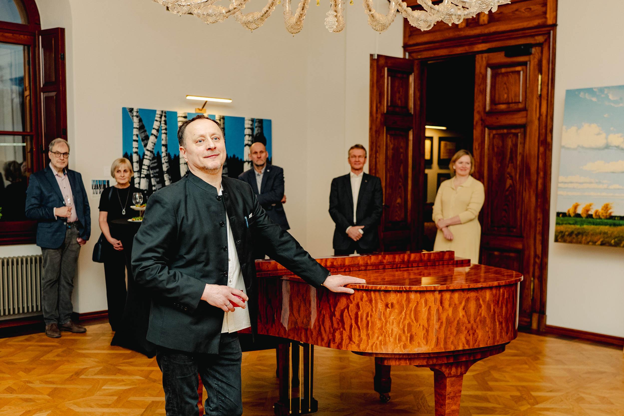 Navitrolla näitus “Selle liblika tiivalöök ei muuda mitte kusagil mitte midagi” 62