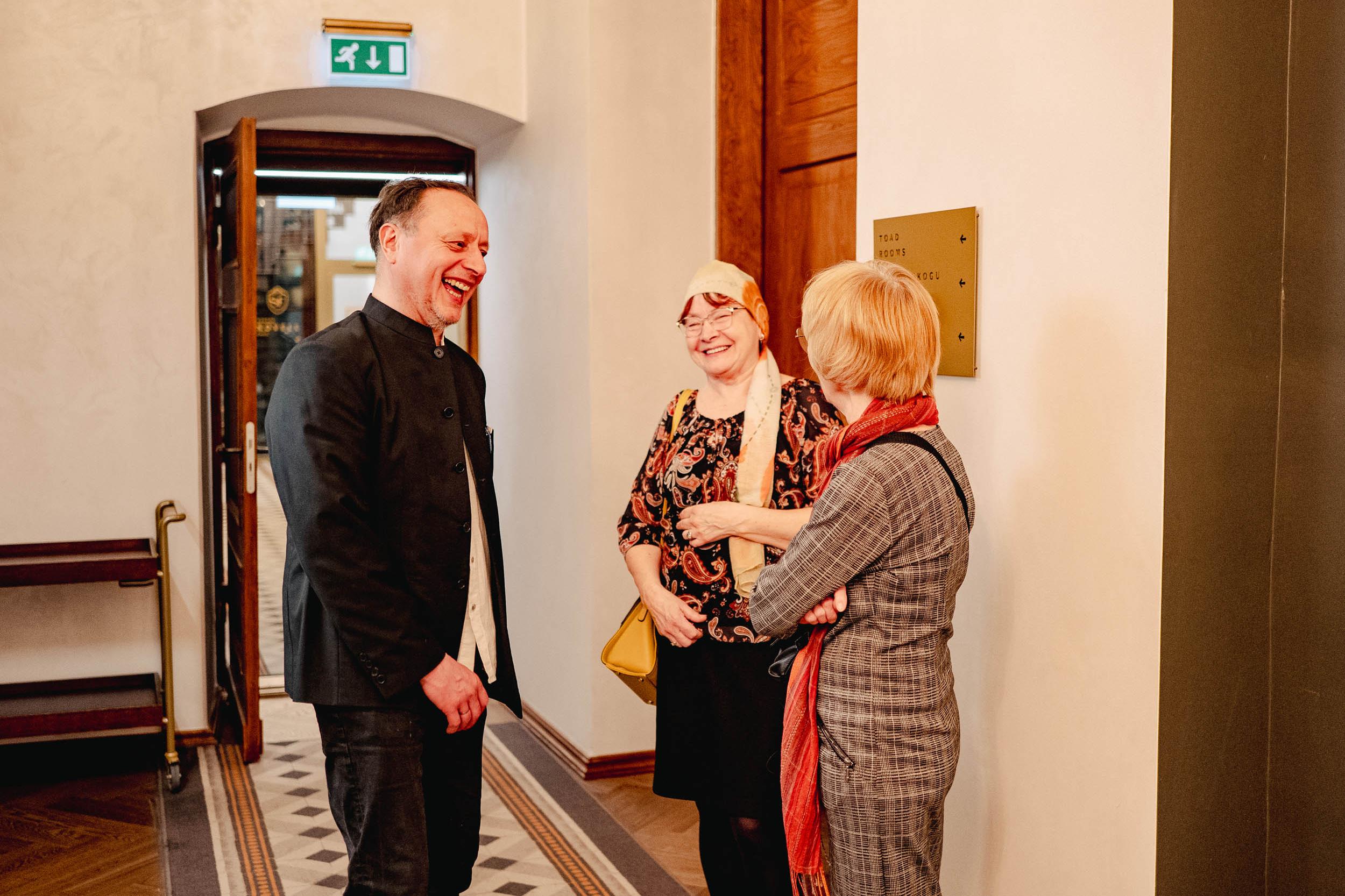 Navitrolla näitus “Selle liblika tiivalöök ei muuda mitte kusagil mitte midagi” 89