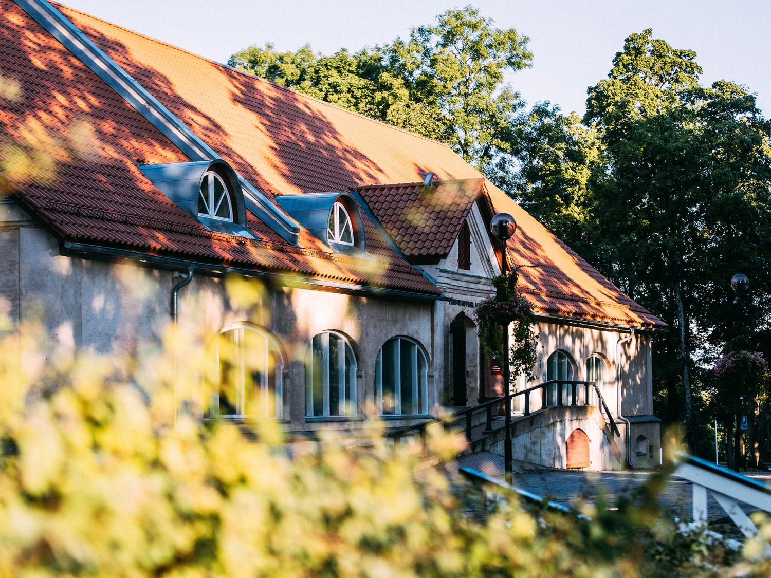 Pärimusmuusika ait